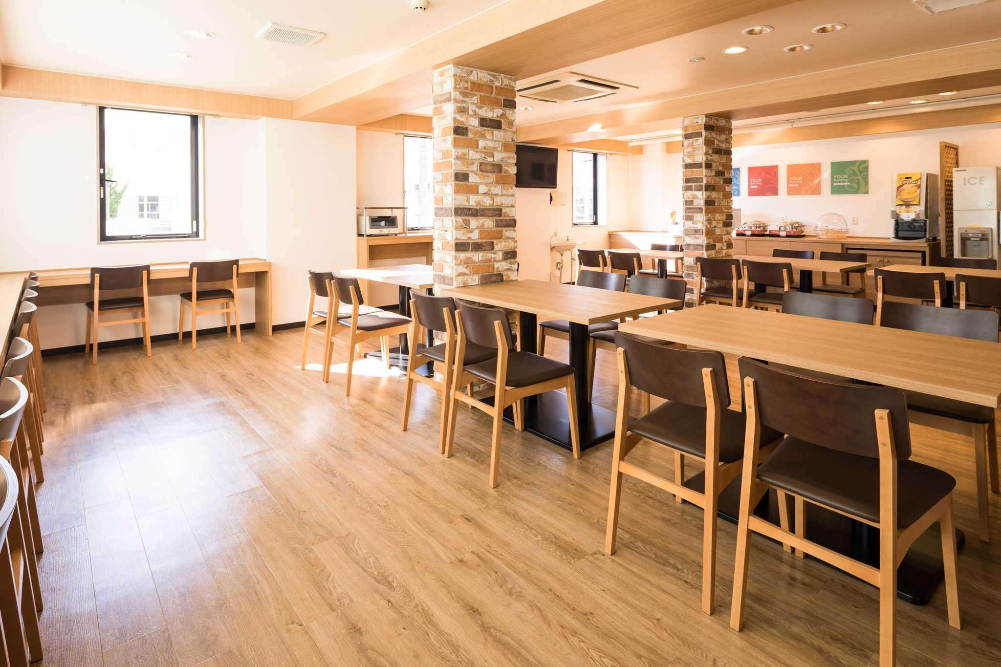 Comfort Inn Niigata Kameda Exterior photo