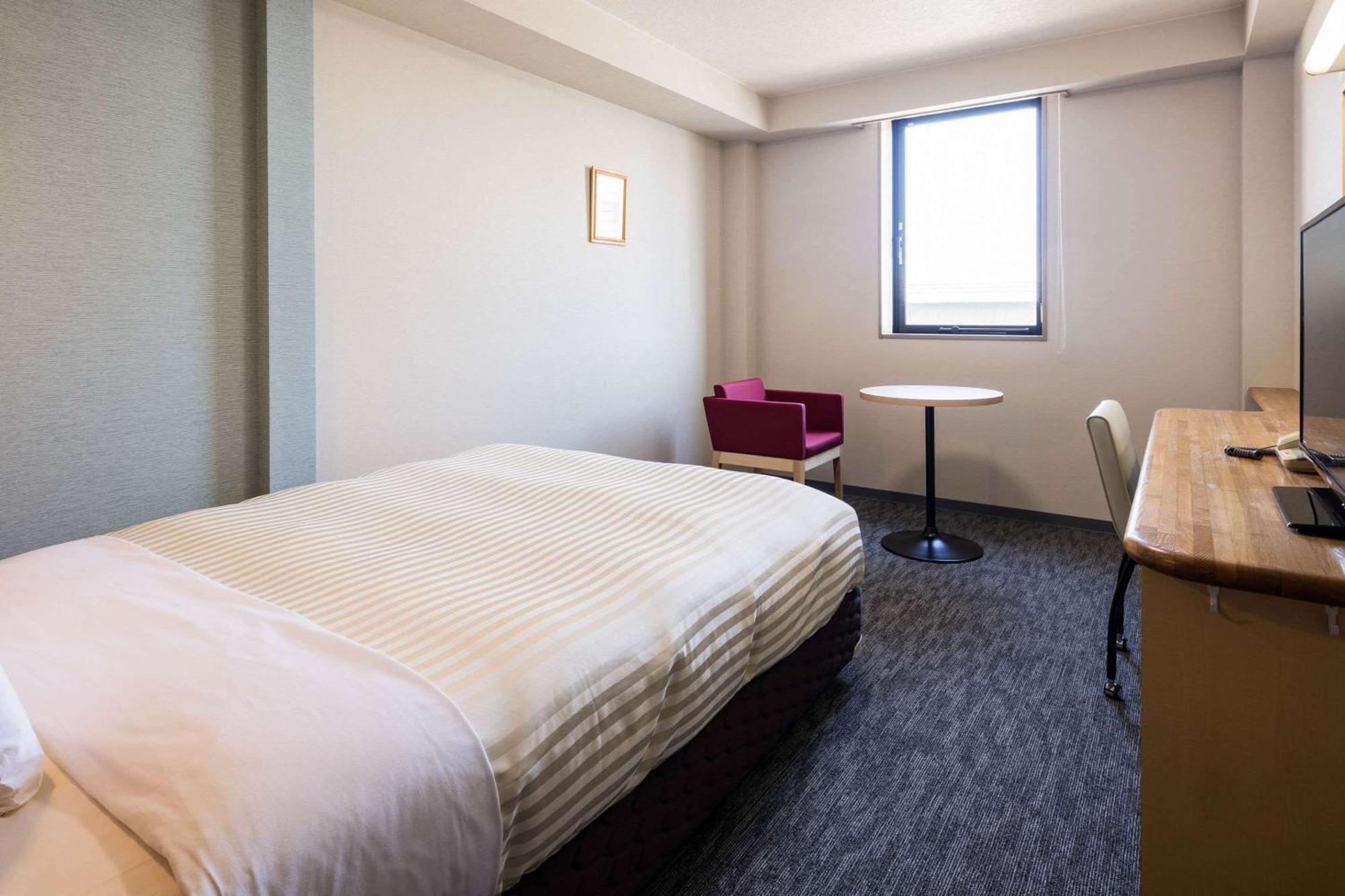 Comfort Inn Niigata Kameda Exterior photo